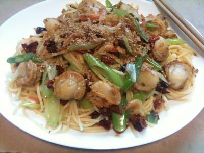 帆立てと桜えびのパスタ