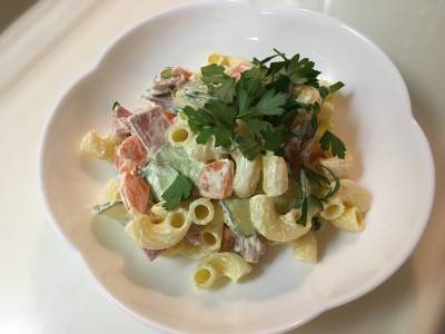 マカロニサラダ