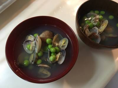 あさりとグリンピースのおつゆ