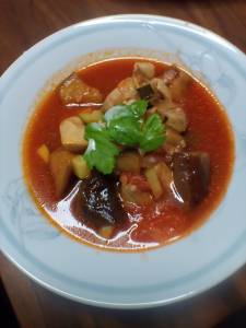 鶏肉となすのトマト煮