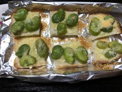 そら豆のチーズ焼き