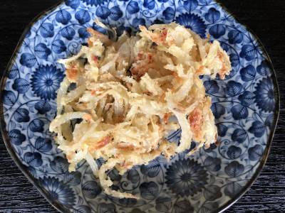 たまねぎと桜えびのかき揚げ