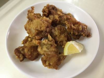 鶏のから揚げ