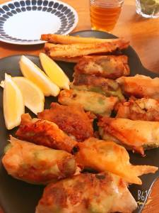 えびとアボカドの春巻