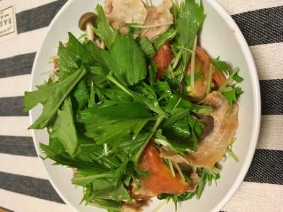 水菜と豚バラの炒め物