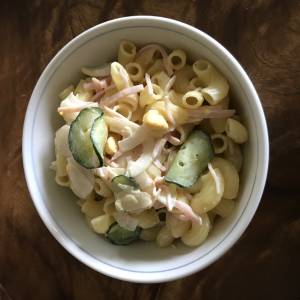 マカロニサラダ