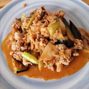 豚肉のキムチヨーグルト炒め