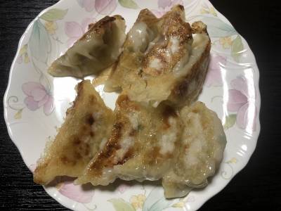 羽根付きギョーザ