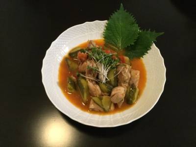 きゅうりと鶏肉の甘酢炒め