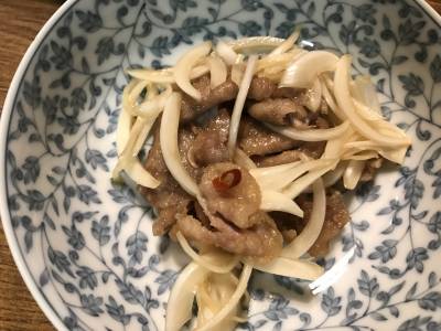 新たまねぎと豚肉の南蛮漬け