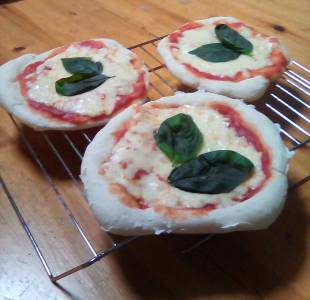 本格 ピッツァ・マルゲリータ