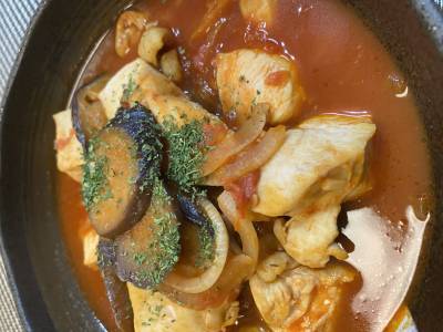 鶏肉となすのトマト煮