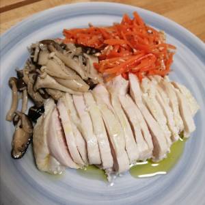 ヨーグルトサラダチキン