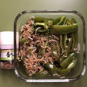 ピーマンのちりめんじゃこ炒め