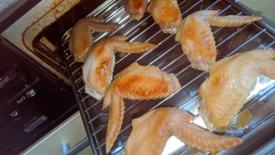 手羽先のにんにくじょうゆ焼き