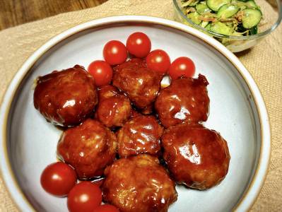 肉だんごの黒酢あん