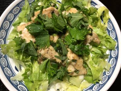 鶏むね肉の青じそバターソテー