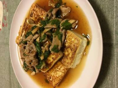 豆腐ステーキ セロリの葉の甘酢あんかけ