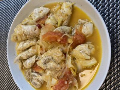 ささ身とトマトのフライパン煮