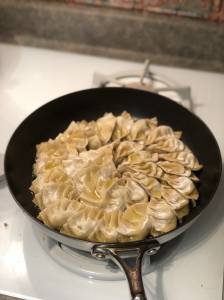 豚肉と野菜のギョーザ