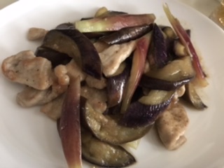 豚肉、なす、みょうがの酢炒め