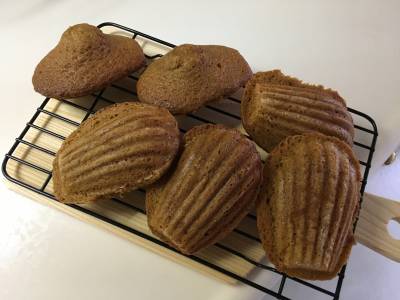 黒糖マドレーヌ