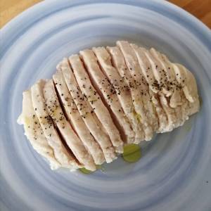 ヨーグルトサラダチキン