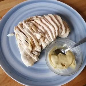 ヨーグルトサラダチキン