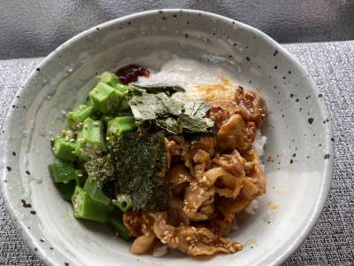 オクラナムルと長芋のビビンバ