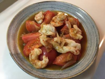 トマトとえびの梅炒め