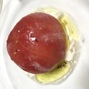 丸ごとトマトのツナマヨ詰め