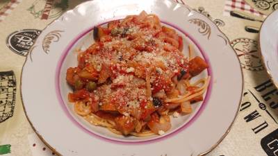 なすとトマトのパスタ