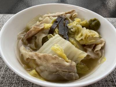 白菜と豚バラ肉の煮物