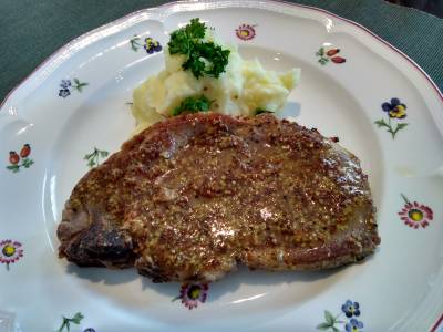 ポークソテー 粒マスタードソース