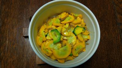 ズッキーニと桜えびの炒め物