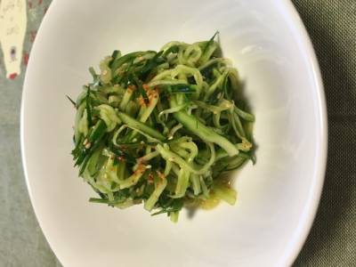 きゅうりのごま油あえ