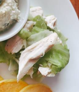 キャベツとささ身の温サラダ