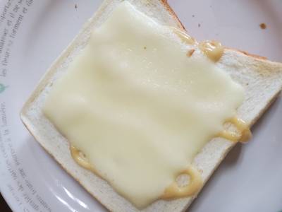 チーズトースト