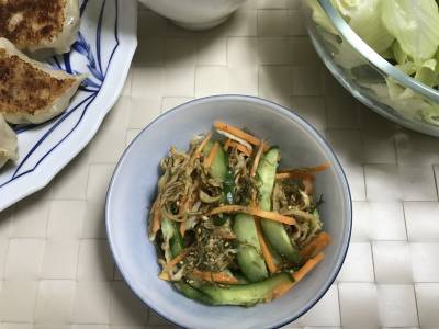 切り干し大根ときゅうりのごま酢