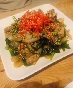 新たまねぎのスタミナ炒め