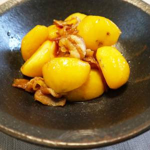 じゃがいもとベーコンの煮ころがし