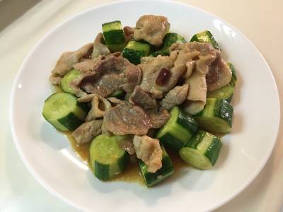 きゅうりと豚肉のスタミナ炒め