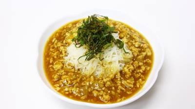 鶏ひき肉のさっぱりカレーそうめん