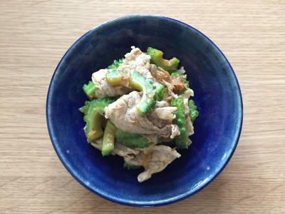 ゴーヤーと豚肉のしょうゆ炒め