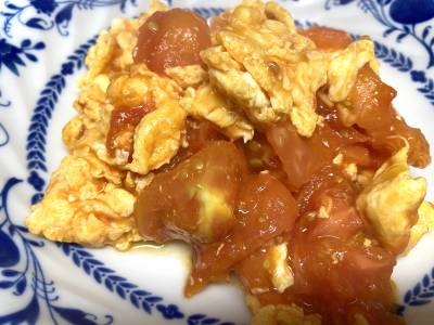 卵とトマトの炒め物