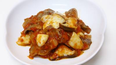 牛肉のトマトソース煮