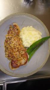 ポークソテー 粒マスタードソース