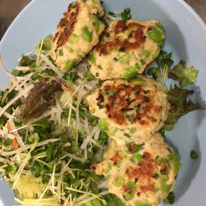 枝豆と鶏ひき肉の寄せ焼き