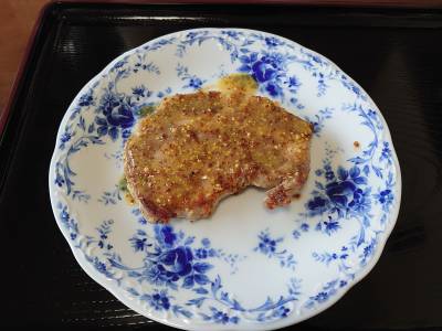 ポークソテー 粒マスタードソース