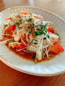 鶏ささ身の香味そうめん